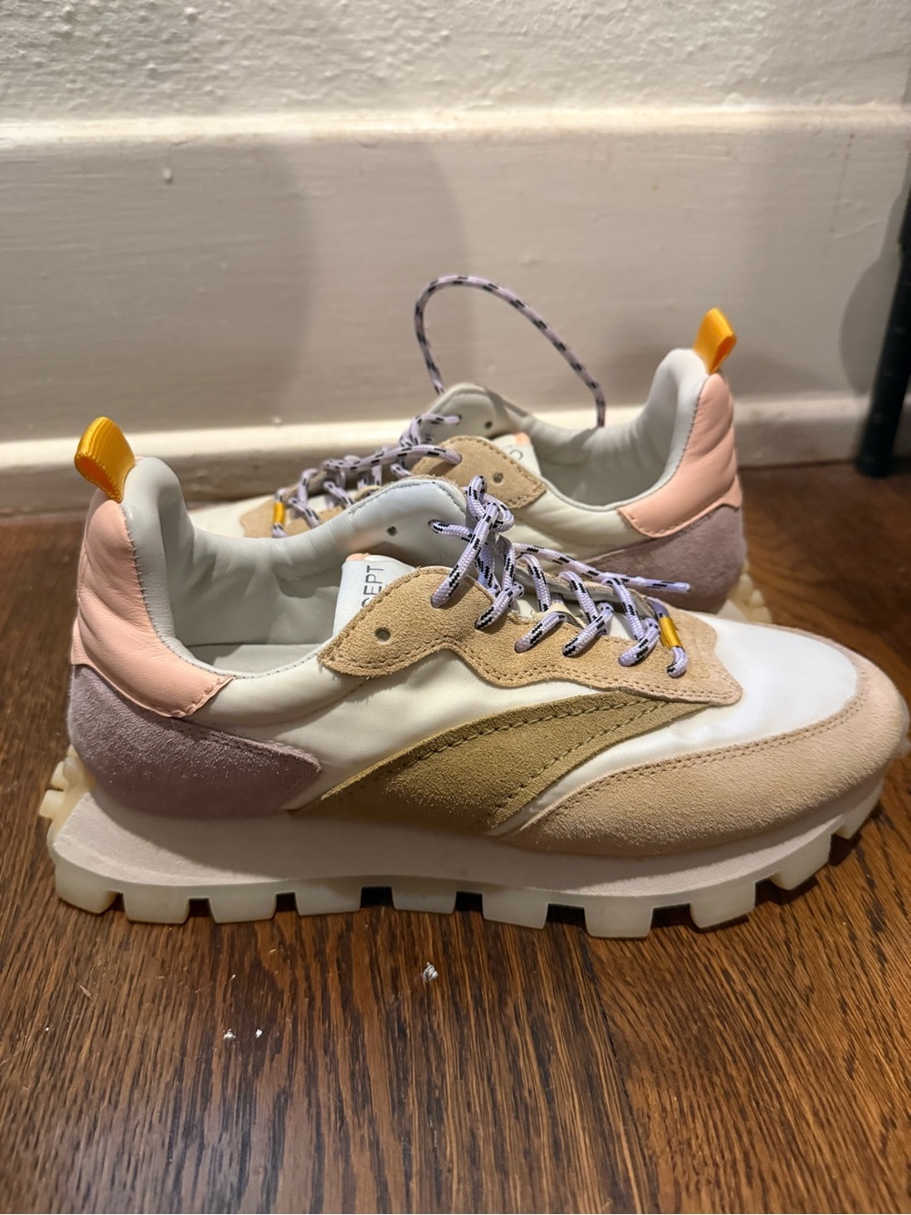 ONCEPT Osaka Sneakers size 8 - Picture 5 of 8